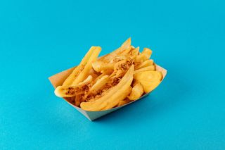 Картопляні діпи з сирним соусом (225г)