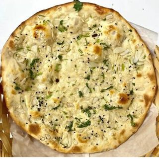 Garlic naan