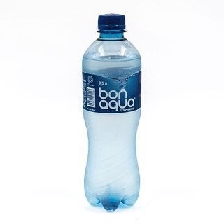 Вода с газом (0,5 л.)