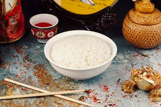 M8-ორთქლზე მოხარშული ბრინჯი