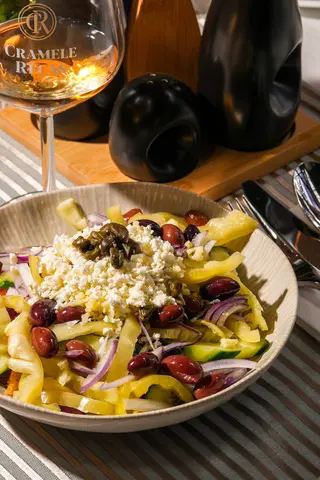 Salata cretana