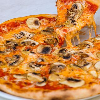 Pizza Funghi