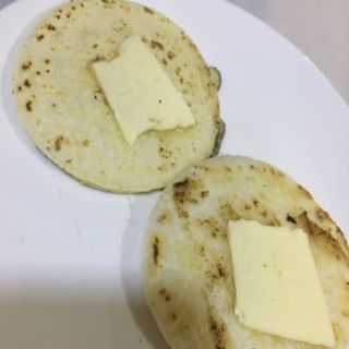 Arepa Con Mantequilla