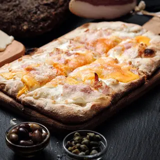Pizza Carbonara