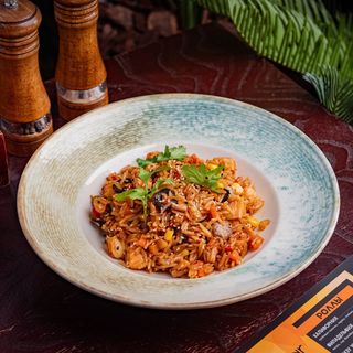 Рис с курицей и морепродуктами