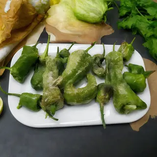 Pimientos Del País