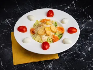Цезарь с семгой (250г)
