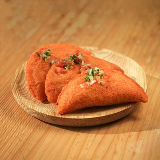 Empanadas De Carne O Pollo