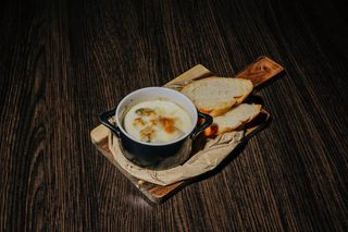 Запечені мідії в вершковому соусі