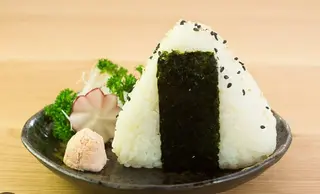 80  Onigiri salmone
