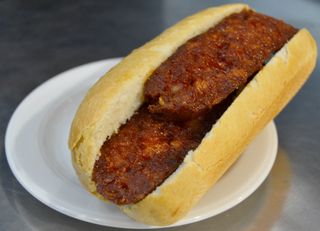 Bocadillo De Chorizo A La Plancha