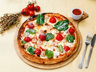 Pizza Gorgonzola cu creveti Ø30cm