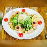 Салат " Цезар " з сьомгою