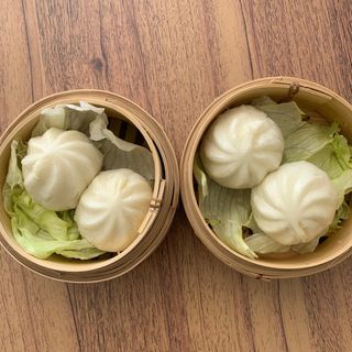 36. Bollos relleno de carne y verdura