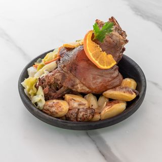 Joelho da Porco Assado no Forno