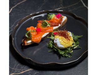 Брускета з лососем (200г)