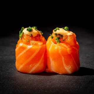 139. Gio sake  2 pezzi