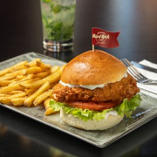 Fried chicken sandwich