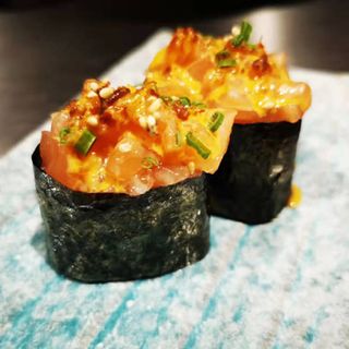 Gunkan Salmón (2 Pzs.)