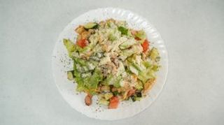 Cezar porodična salata