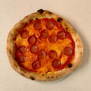 PIZZA PEPPERONI (32 Cm.)