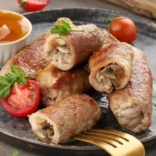Крученики зі свинини з білими грибами (300 г)