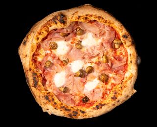 Пица прошуто кото (450г)