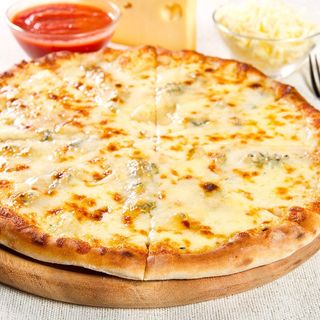 Pizza Quattro Formaggi