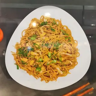 Teletina sa prženim rezancima