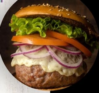 Burger De Carne Con Tomate Y Cebolla