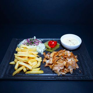 Shaorma de pui la farfurie