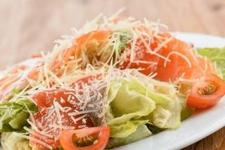 Салат "Цезарь" с семгой