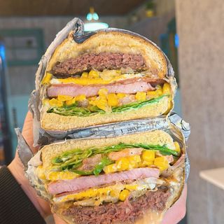 Hamburguesa Venezolana