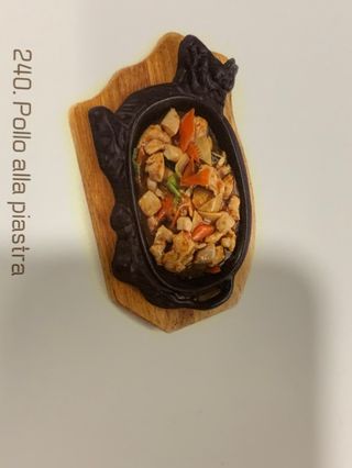 240. pollo alla piastra