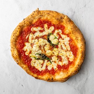 Pizza Provola e pepe