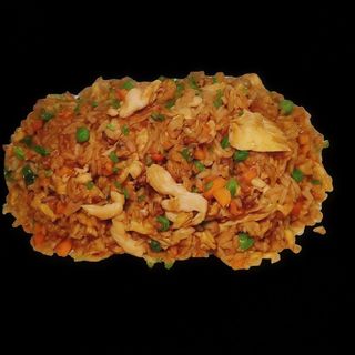 Arroz frito con pollo