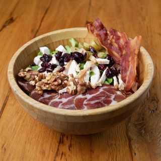 Funny salata