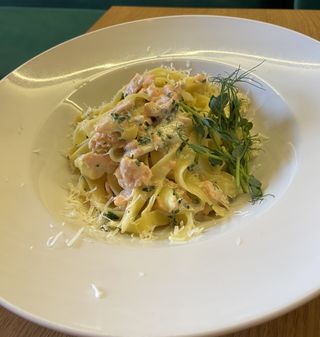 Тагліотеллі з лососем