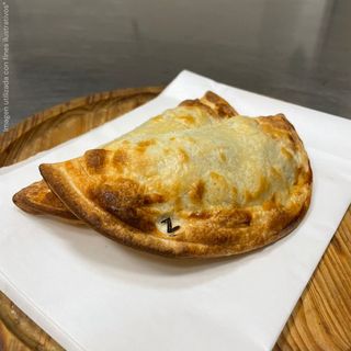 Empanadas de carne de ternera picante (12 unidades)*