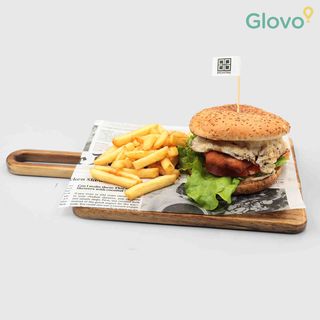 Бургер Хрупкаво пиле (350г)