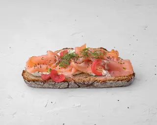 Tosta De Salmón Ahumado