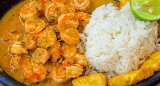 Encocado de camarón