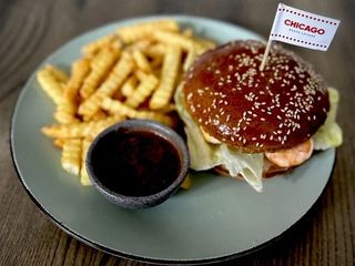 Бургер з креветками (369g)