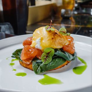 яйцо "бенедикт" с лососем