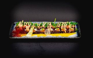 A437 - Blackmaki sake wakame 8 pezzi