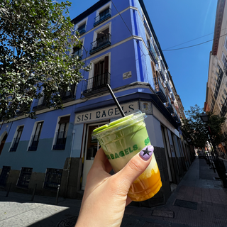 Iced Matcha Mango Latte
