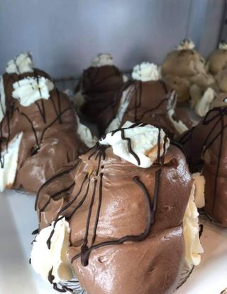 Profiteroles al Cioccolato 