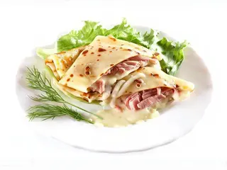 Млинці з шинкою та сиром