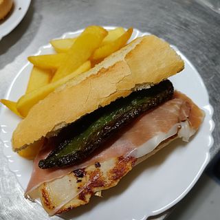 Serranito De Pollo