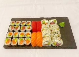 Menu Sushi Box 15 (28 Uds.)